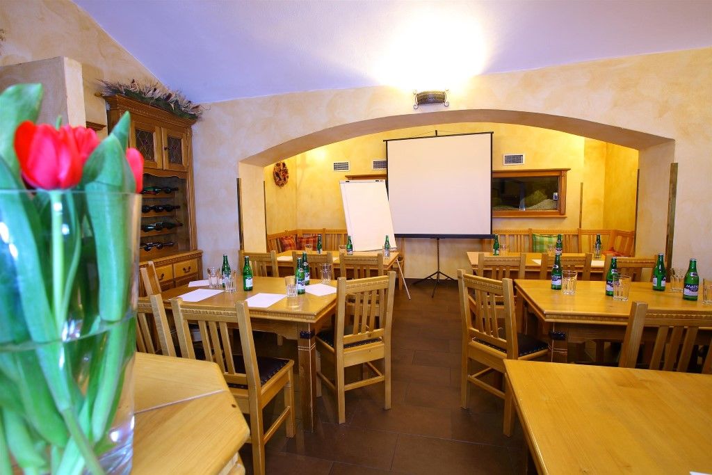 Hotel U Divadla - Czech Leading Hotels Прага Екстериор снимка